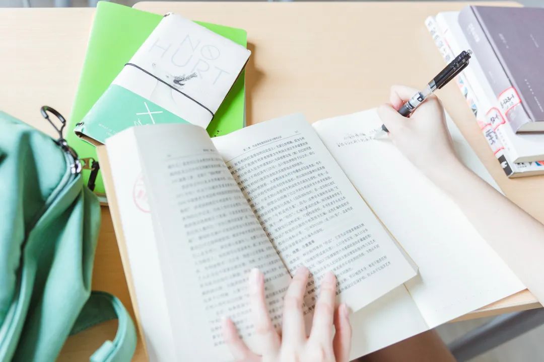 女生必看！2024年適合女生自考的專業要